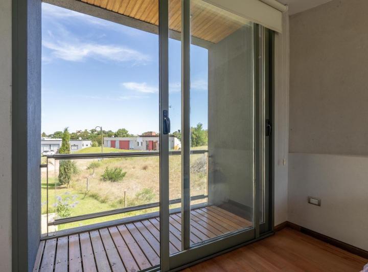 Casa en venta - 4 Dormitorios 3 Baños - Pinamar 3