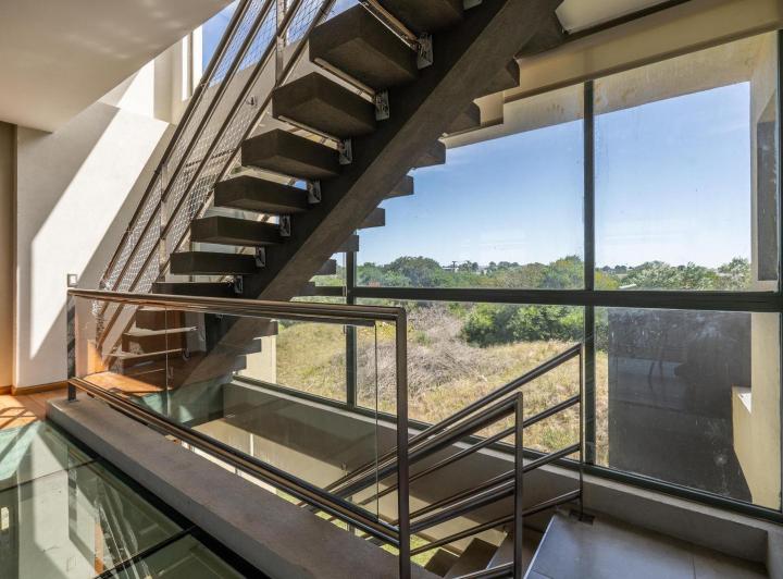 Casa en venta - 4 Dormitorios 3 Baños - Pinamar 4