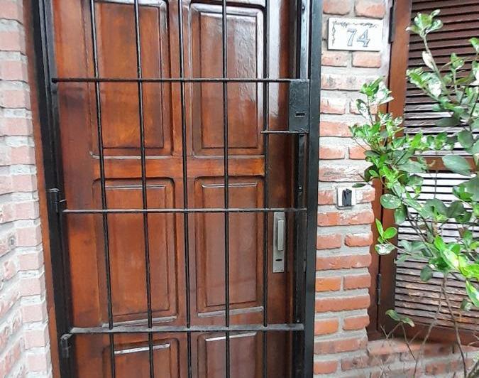 Triplex en venta - 3 Dormitorios 2 Baños - Cochera - 113Mts2 - Mar de Ajó 2
