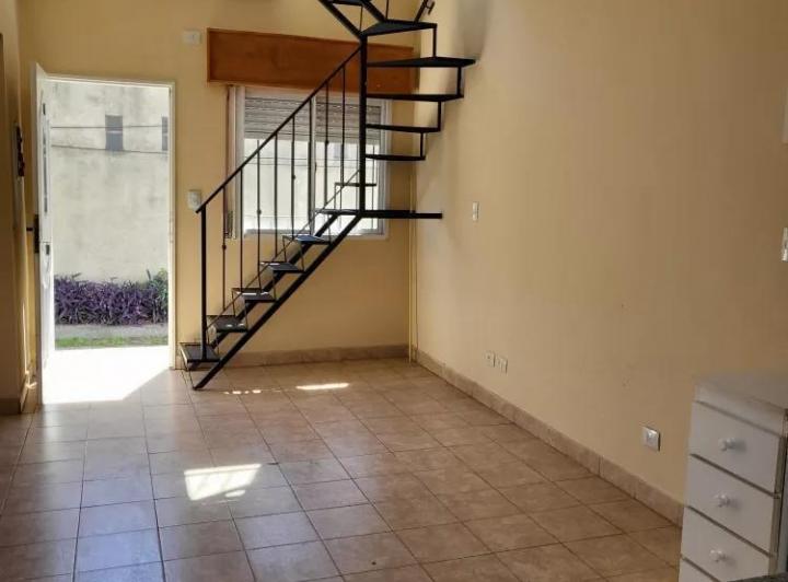 Complejo de Dúplex en venta - 12 Dormitorios 6 Baños - Cocheras - 450Mts2 - Esteban Echeverría 1