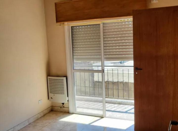 Complejo de Dúplex en venta - 12 Dormitorios 6 Baños - Cocheras - 450Mts2 - Esteban Echeverría 5