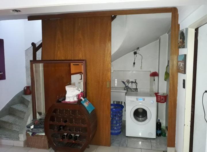 Casa en venta - 3 dormitorios 2 baños - pileta patio - 467mts2 - Ituzaingó 5
