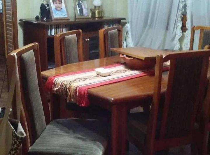 Casa en venta - 2 Dormitorios 1 Baño - 200Mts2 - Necochea 5