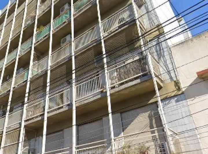 Departamento en venta - 2 Dormitorios 1 Baño - Cochera - 75Mts2 - General San Martín 4