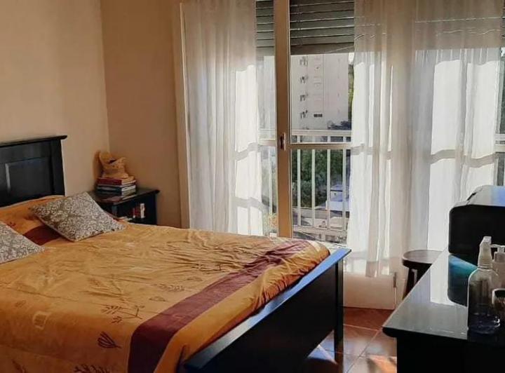 Departamento en venta - 3 dormitorios 2 baños - 97mts2 - Miramar 5