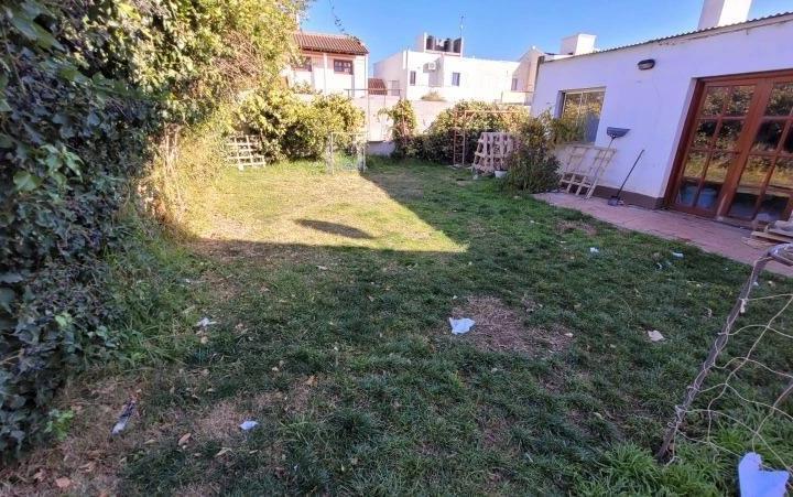 Casa en venta - 3 Dormitorios 2 Baños - 160 mts2 - Viedma 2