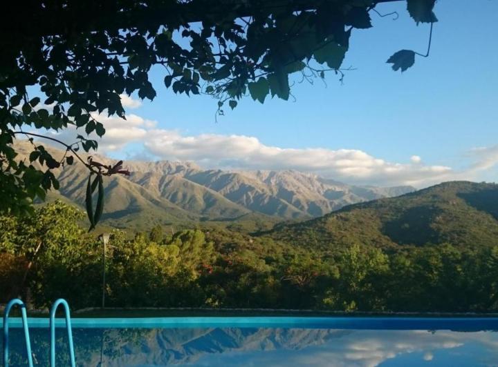 Casa en venta - 4 Dormitorios 2 Baños - Córdoba 5