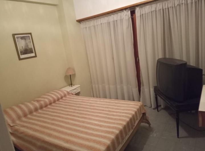 Departamento en venta - 3 dormitorios 2 baños - 82mts2  - Miramar 4
