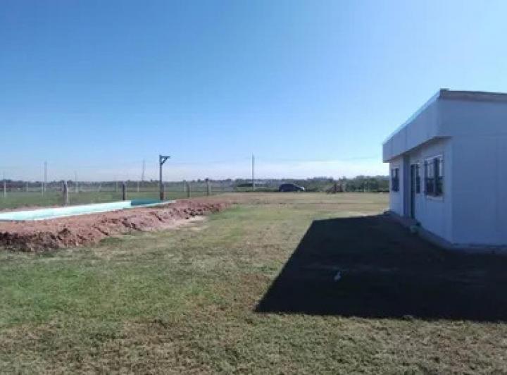 Casa en venta - 2 Dormitorios 1 Baño - Cañuelas 3