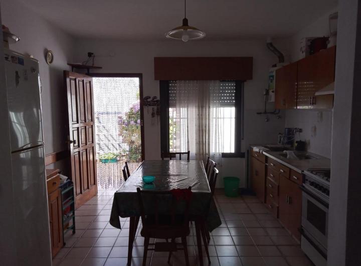 Casa y departamentos en venta  - 10 dormitorios 12 baños - 450mts2  - Mar Del Tuyu 3