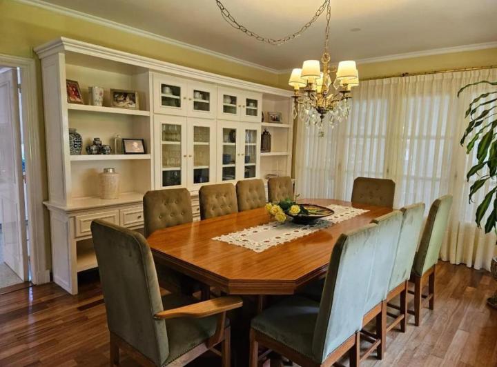 Casa en venta - 3 Dormitorios 4 Baños - Cochera - 400Mts2 - Río Cuarto 4