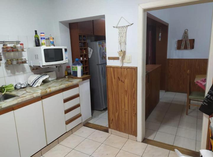 Casa en venta - 3 dormitorios 2 baños 120mts2 - Necochea 3