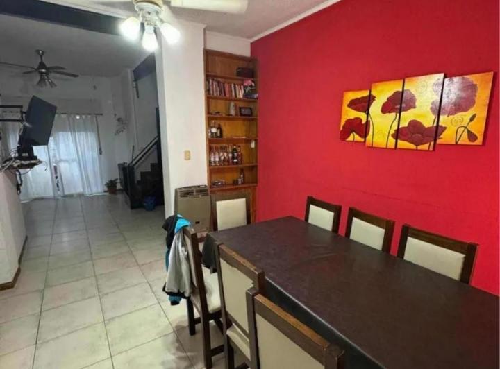 Casa en venta - 3 Dormitorios 2 Baños - San Pedro 2