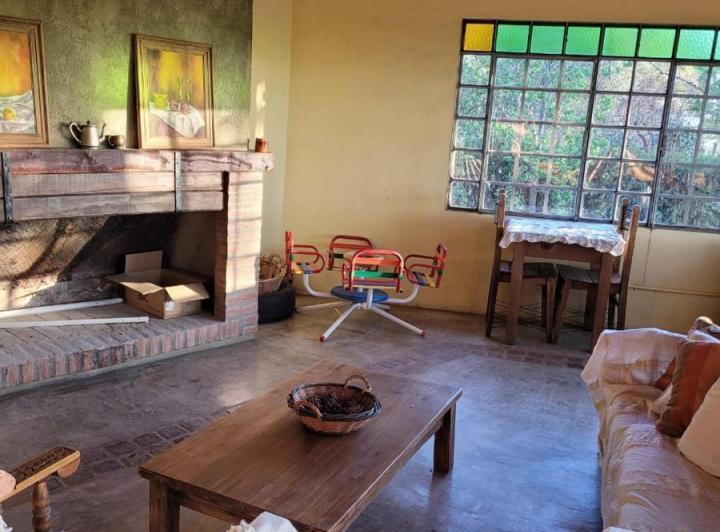 Casa en Venta - 4 Dormitorios 6 Baños - 1700mts2 - Villa Rumipal 4