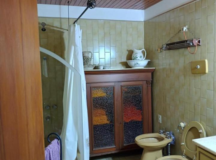 Casa en venta - 3 Dormitorios 4 Baños - 424Mts2 - Río Cuarto 1