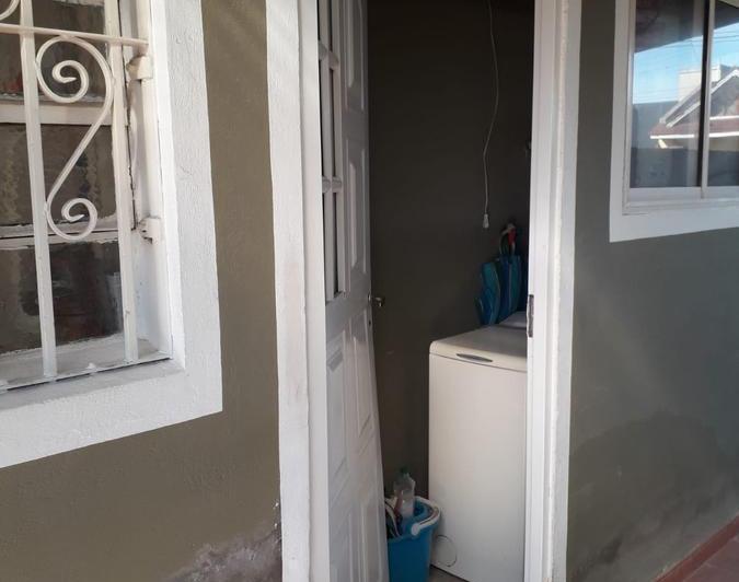 Casa en venta - 3 dormitorios 2 baños - Cocheras - 300mts2 - Necochea 5
