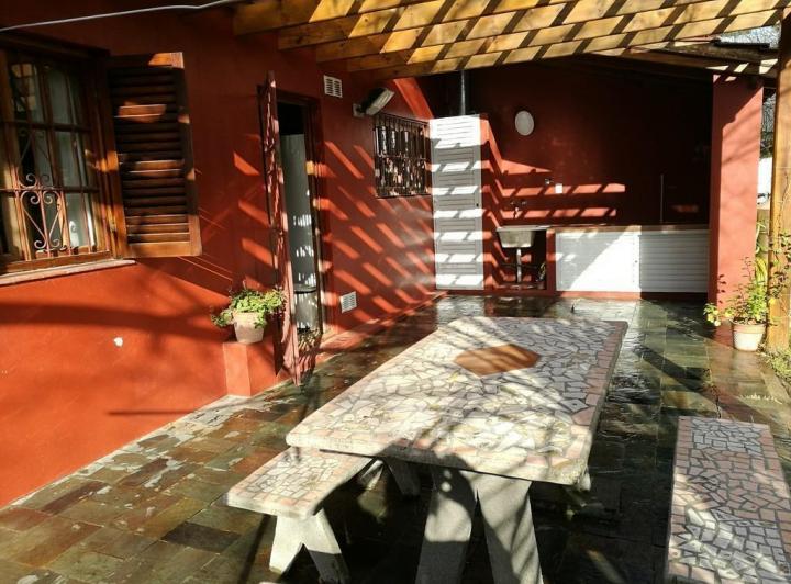 Casa en venta - 4 Dormitorios 2 Baños - Cochera - 487Mts2 - Mar del Tuyú 5
