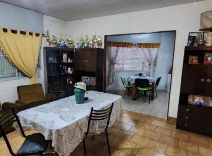 Departamentos en venta - 5 Dormitorios 2 Baños - 205Mts2 - Ciudadela 4