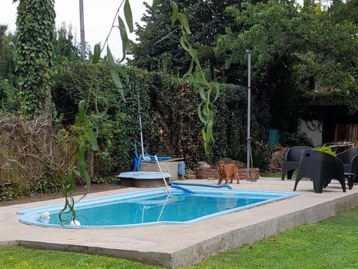 Casa en venta - 4 Dormitorios 4 Baños - 375Mts2 - Moreno 2