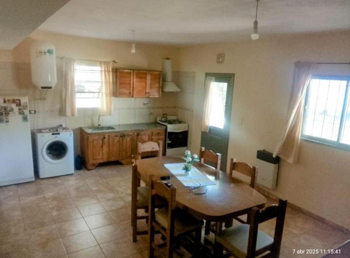 Casa en venta - 2 Dormitorios 1 Baño - Tanti 4