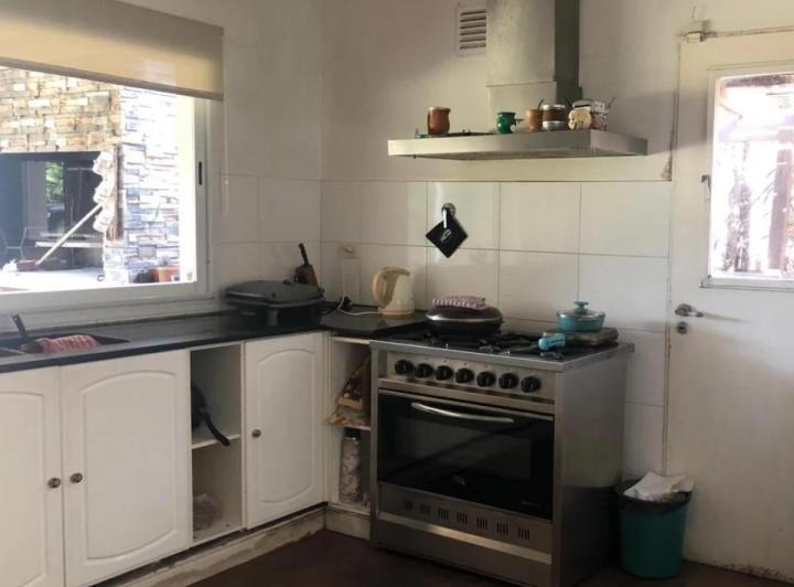 Casa en venta - 2 Dormitorios 2 Baños - Baradero 5