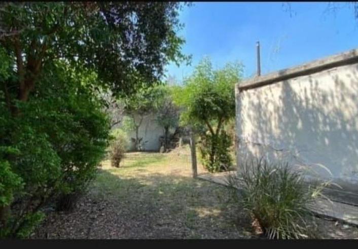 Casa en venta - 3 Dormitorios 2 Baños - Cochera - 611Mts2 - Merlo 4