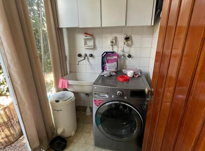 Casa en venta - 4 Dormitorios 4 Baños - 780,64Mts2 - Marcos Paz 5