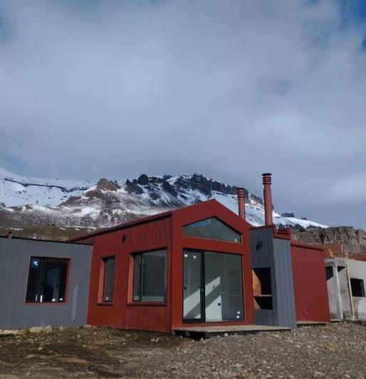 Casa en venta - 2 Dormitorios 1 Baño - Cochera - 607Mts2 - San Martín de Los Andes 2