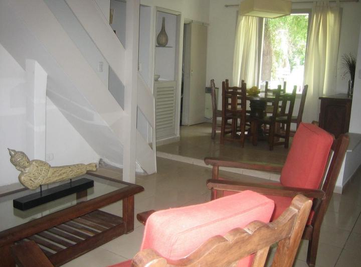 Casa en venta - 4 Dormitorios 3 Baños - 390Mts2 - Mar del Plata 2