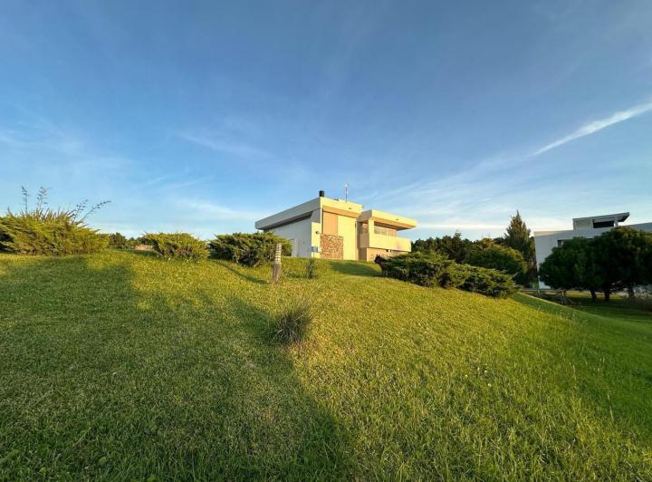 Casa en venta - 5 Dormitorios 5 Baños - Pinamar 5