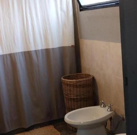 Casa en venta - 3 Dormitorios 3 Baños - Necochea 3