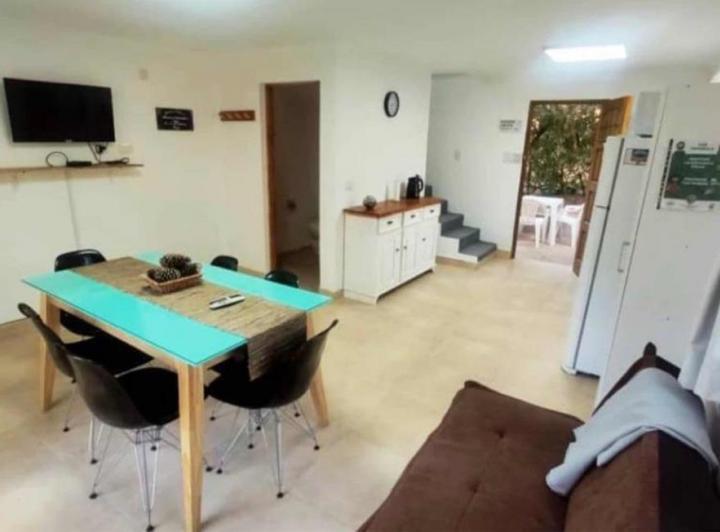 Casa en venta - 4 Dormitorios 4 Baños - 720Mts2 - Mar Azul 5