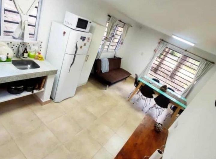 Casa en venta - 4 Dormitorios 4 Baños - 720Mts2 - Mar Azul 3