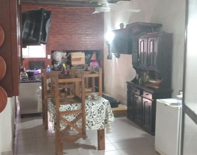 Casa en venta - 3 Dormitorios 4 Baños - Cocheras - 633Mts2 - Pergamino 3