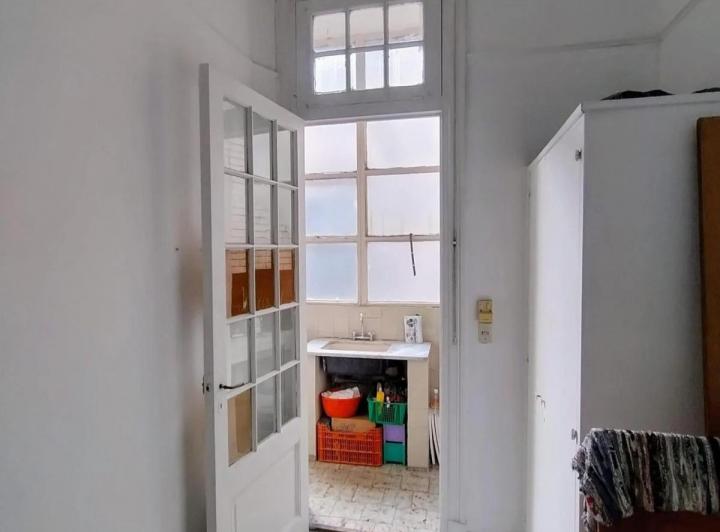 Departamento en venta - 5 Dormitorios 3 Baños - Monserrat 5