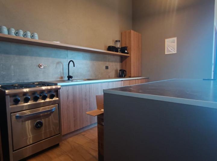 Casa en venta - 5 Dormitorios 3 Baños - Pinamar 1