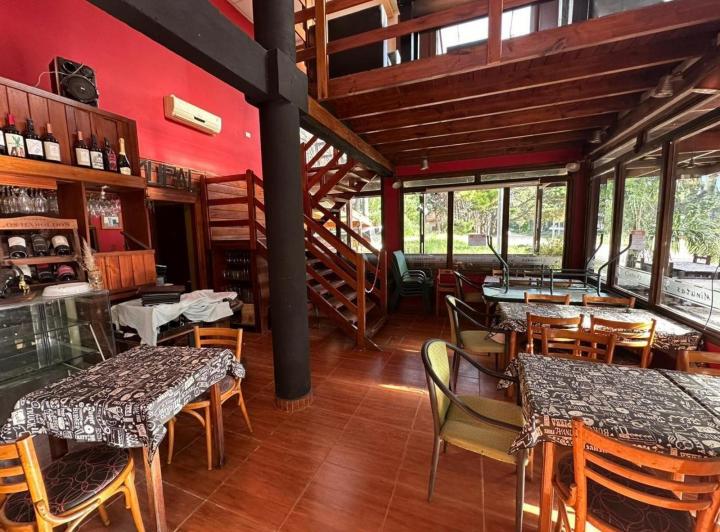 Local en venta - 5 Ambientes - Mar Azul 5