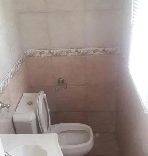Casa en alquiler - 2 dormitorios 2 baños - Manuel B. Gonnet 3