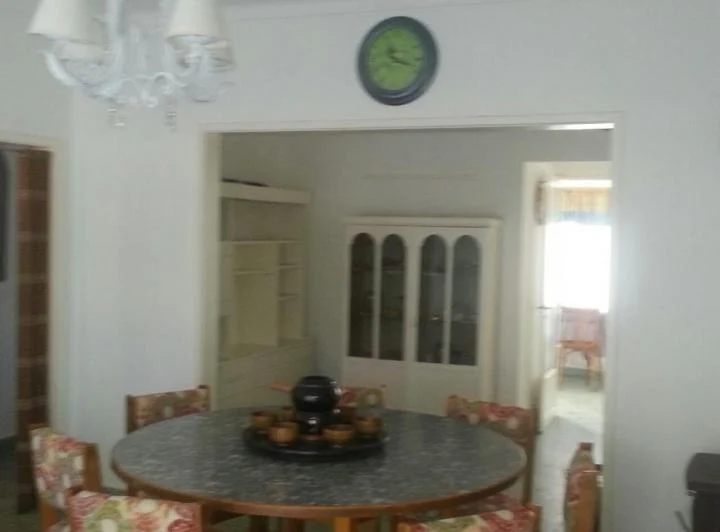 Casa en venta - 3 Dormitorios 2 Baños - Cocheras - 276Mts2 - Monte Hermosa 5