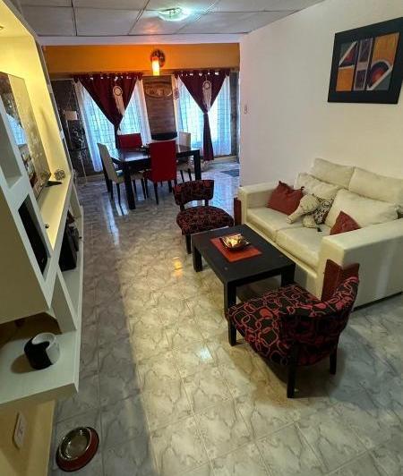 Casa en venta - 6 Dormitorios 5 Baños - Cochera - 337,98Mts2 - Viedma, Río Negro 4