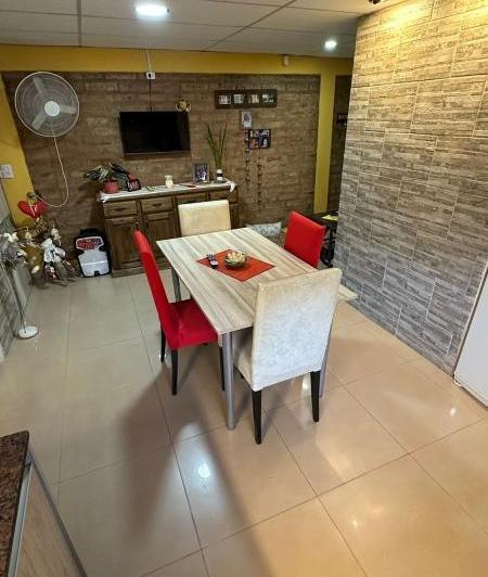 Casa en venta - 6 Dormitorios 5 Baños - Cochera - 337,98Mts2 - Viedma, Río Negro 3