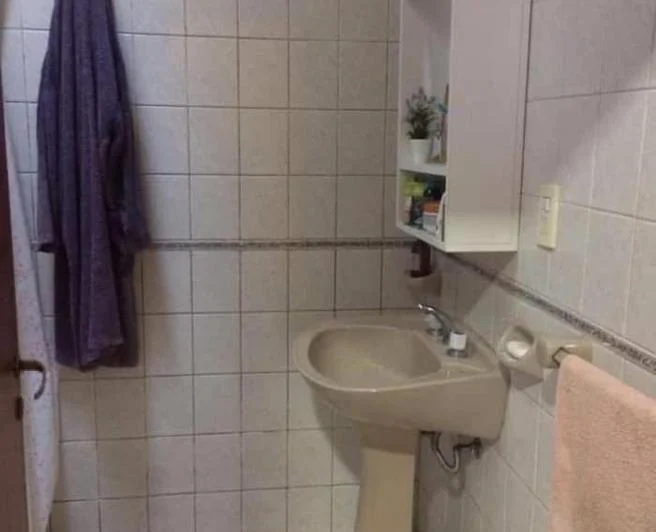 Casa en venta - 2 dormitorios 1 baño - 600mts2 totales - Punta Indio 3