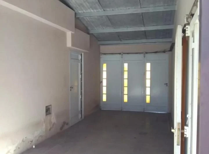 Casa en venta - 2 Dormitorios 2 Baños - Cochera - 500Mts2 - Salto 5