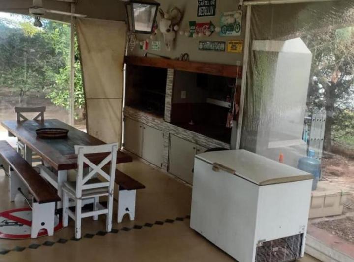 Casa en venta - 4 Dormitorios 3 Baños - Cañuelas 4