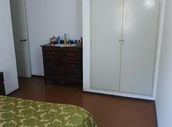 Departamento en venta - 4 Dormitorios 1 Baño - General San Martín 5