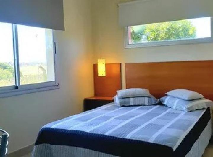 Casa en venta - 2 Dormitorios 1 Baño - Miramar 4