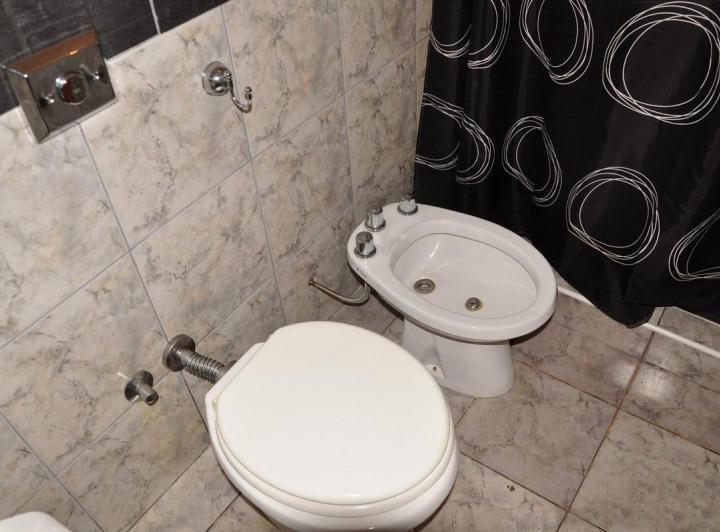 Edificio Comercial venta 6 cabañas 6 dormitorios 7 baños -  2700mts2 totales - Villa Carlos Paz 5