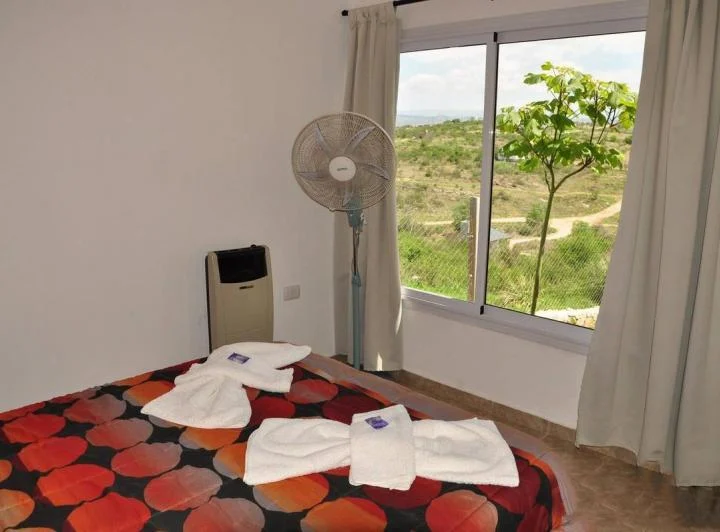 Edificio Comercial venta 6 cabañas 6 dormitorios 7 baños -  2700mts2 totales - Villa Carlos Paz 3