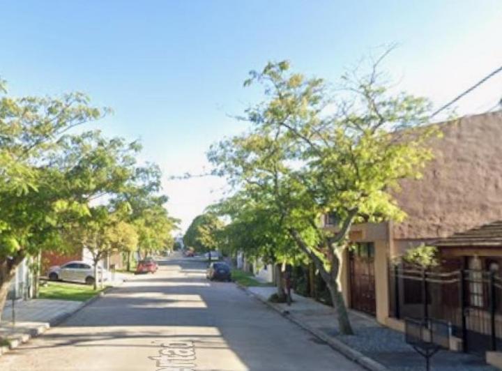 Casa en venta - 4 Dormitorios 2 Baños - Tandil 3