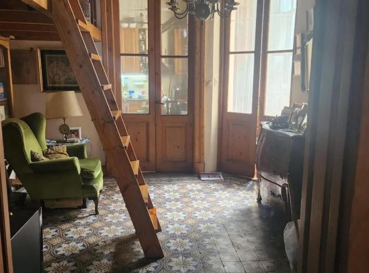 Departamento en venta - 3 Dormitorios 2 Baños - San Telmo 2